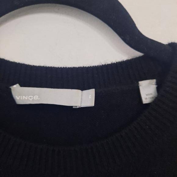 VINCE Elbow Sleeve Cashmere Tunic - Picture 5 of 9